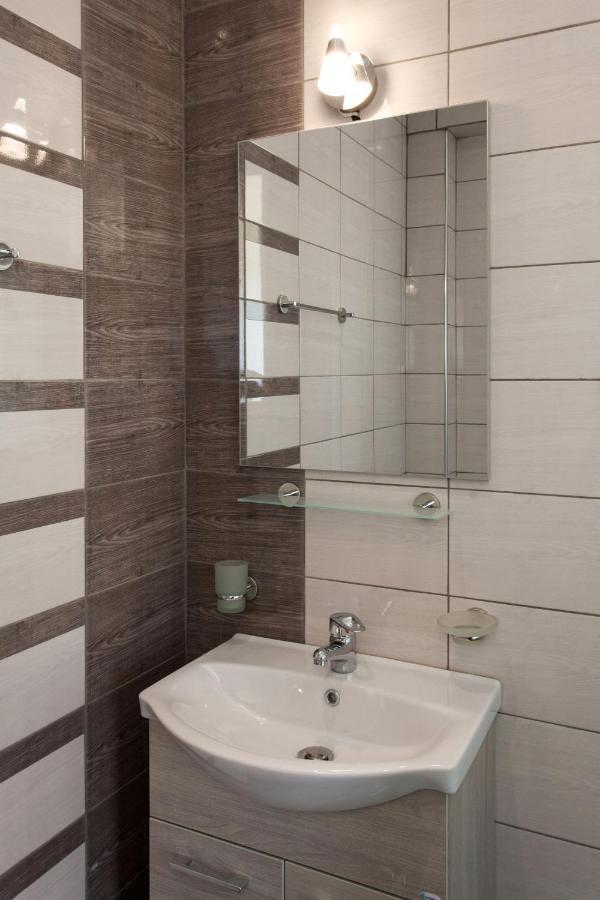 Modern Apt In Glyfada A Breath Away From The Sea - The View Atény Exteriér fotografie