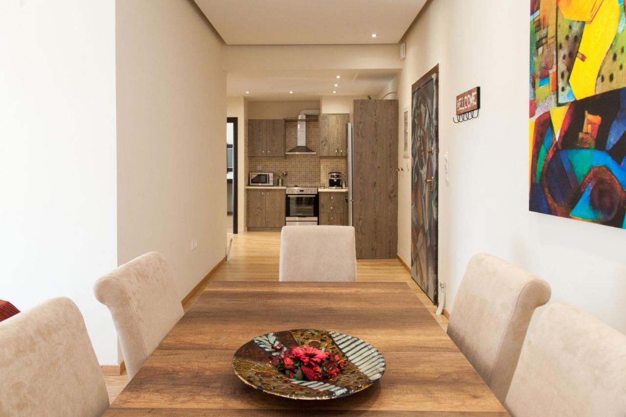Modern Apt In Glyfada A Breath Away From The Sea - The View Atény Exteriér fotografie