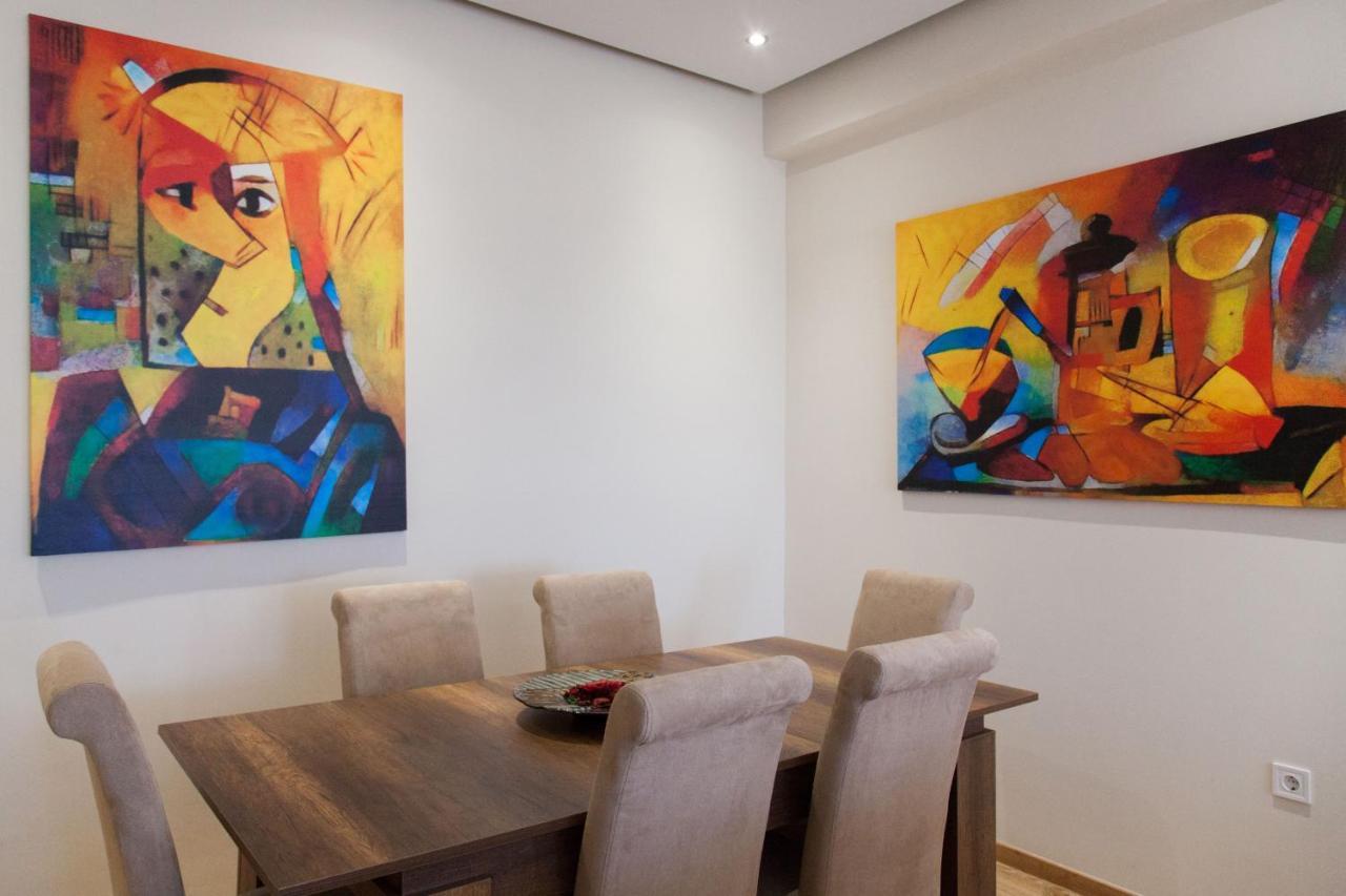 Modern Apt In Glyfada A Breath Away From The Sea - The View Atény Exteriér fotografie
