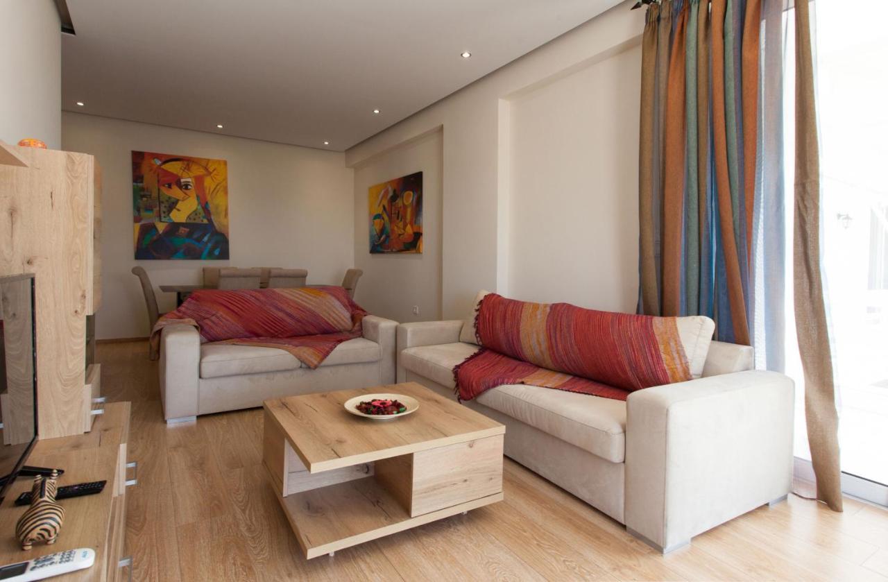 Modern Apt In Glyfada A Breath Away From The Sea - The View Atény Exteriér fotografie